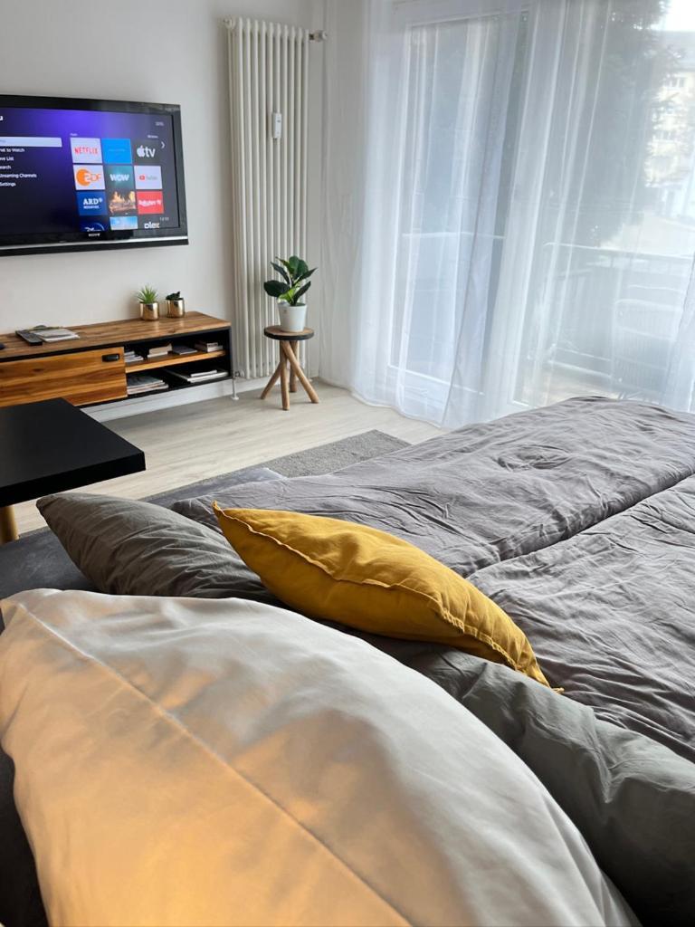 Living At Saarpartments -Adultsonly- 2 Bedrooms, Kitchen- Business & Holiday Apartments For Long- And Short Term Stay, 3 Min To Train-Station, Secure E-Bike Parking! Saarbrücken Exterior foto